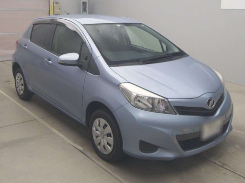 2014 Toyota Vitz NSP135[2]