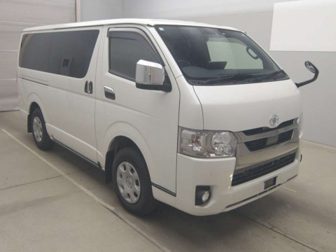 2022 Toyota Hiace Van GDH206V[2]