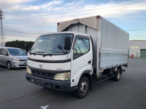 2005 Toyota Dyna Truck XZU411[0]