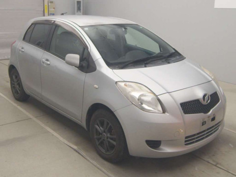 2005 Toyota Vitz KSP90[2]