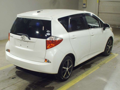 2012 Toyota Ractis NSP120[1]