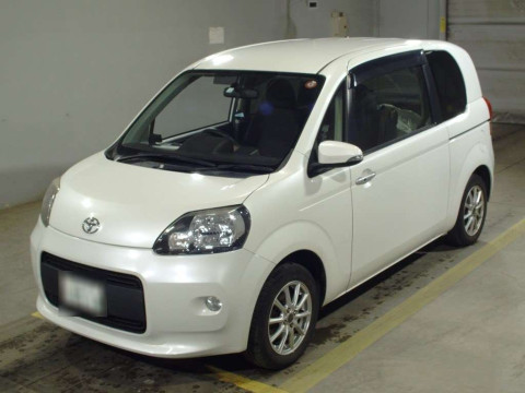 2014 Toyota Porte NCP145[0]