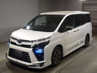 2018 Toyota Voxy