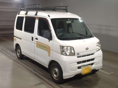 2016 Daihatsu Hijet Cargo S321V[2]