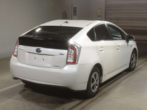 2012 Toyota Prius ZVW30[1]