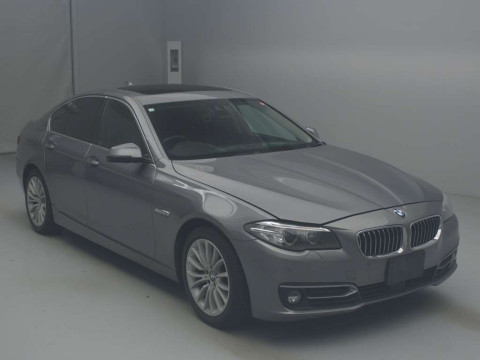 2015 BMW 5 Series XG20[2]