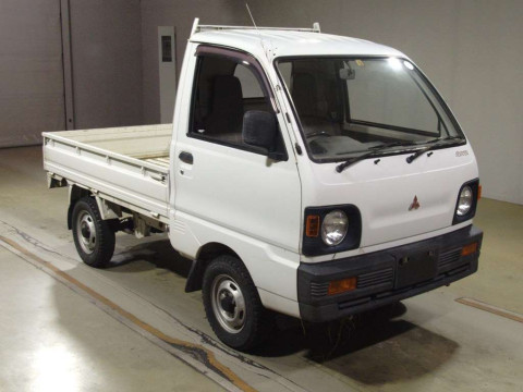 1992 Mitsubishi Minicab Truck U42T[2]