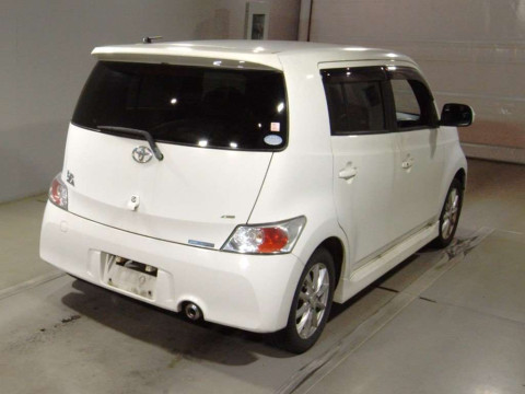 2011 Toyota bB QNC25[1]