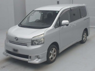 2008 Toyota Voxy