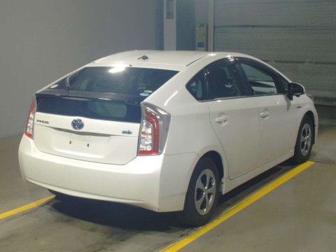 2014 Toyota Prius ZVW30[1]