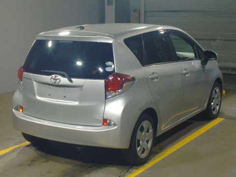 2015 Toyota Ractis NSP120[1]