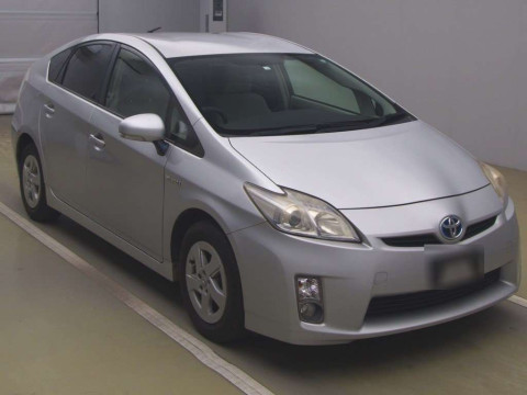 2010 Toyota Prius ZVW30[2]