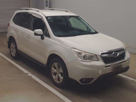 2015 Subaru Forester SJ5[2]