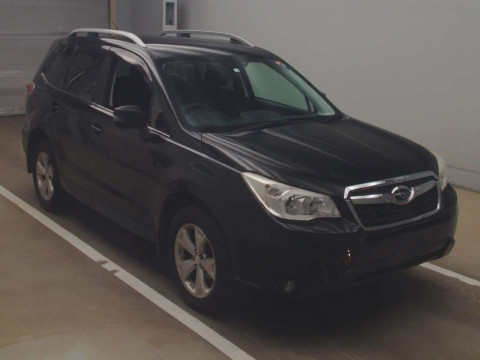 2014 Subaru Forester SJ5[2]