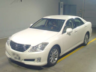 2009 Toyota Crown