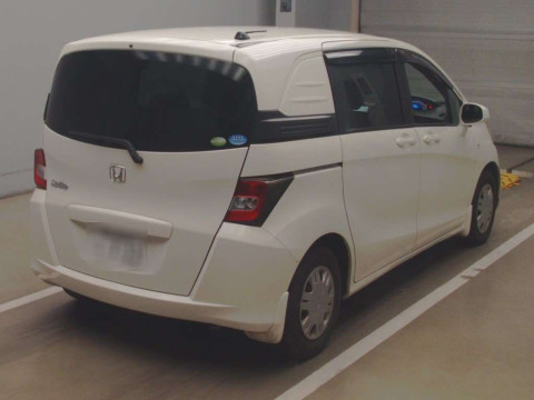 2010 Honda Freed Spike GB3[1]