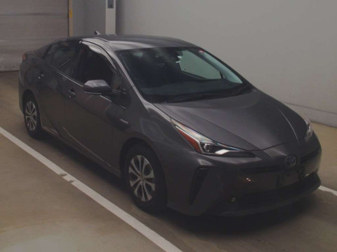 2019 Toyota Prius ZVW51[2]