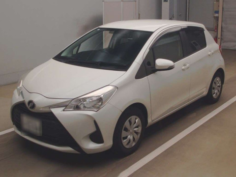 2017 Toyota Vitz NSP130[0]