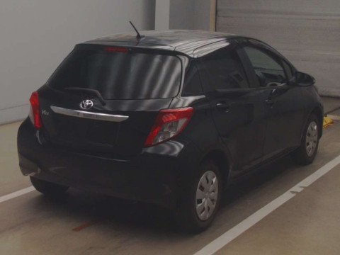 2011 Toyota Vitz KSP130[1]