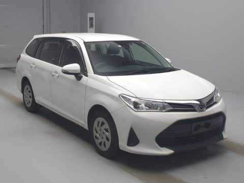 2017 Toyota Corolla Fielder NRE161G[2]