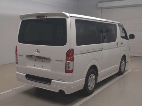 2017 Toyota Hiace Van TRH200V[1]