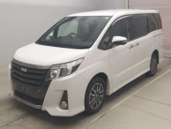 2016 Toyota Noah