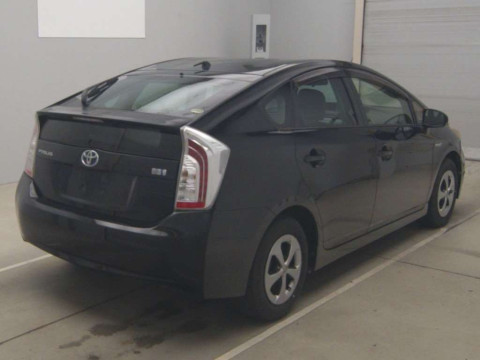 2012 Toyota Prius ZVW30[1]