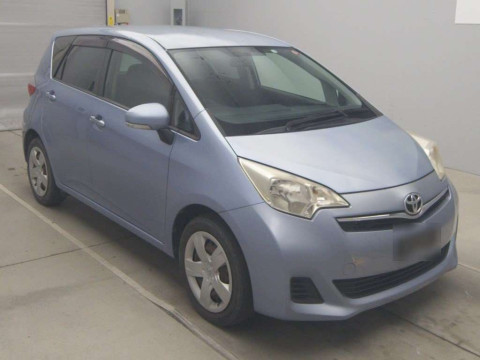 2012 Toyota Ractis NSP120[2]