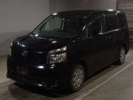 2009 Toyota Voxy