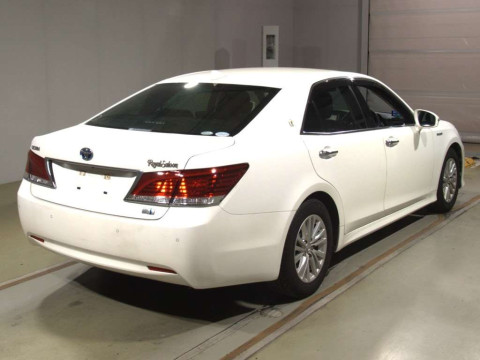 2015 Toyota Crown Hybrid AWS210[1]