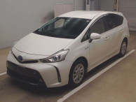 2016 Toyota Prius alpha