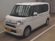 2017 Daihatsu Tanto