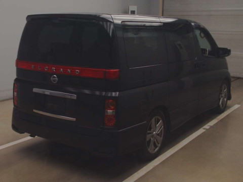 2005 Nissan Elgrand E51[1]