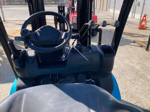 2016 Others Forklift 11FD25PAXIII24D[2]