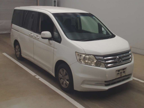 2012 Honda Step WGN RK1[2]