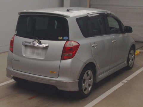 2006 Toyota Ractis NCP100[1]