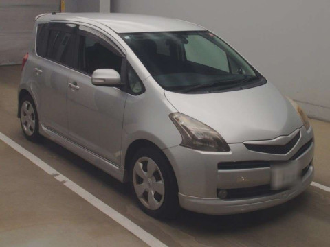 2006 Toyota Ractis NCP100[2]