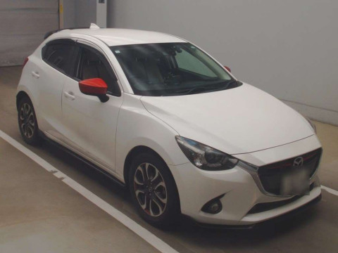 2016 Mazda Demio DJ5FS[2]