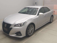 2016 Toyota Crown