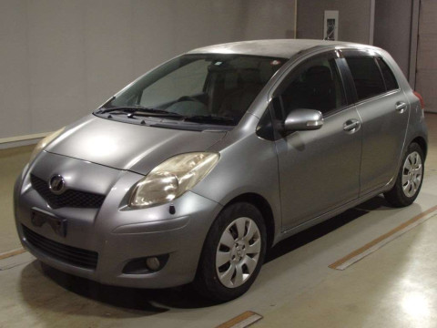 2009 Toyota Vitz SCP90[0]