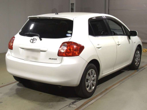 2007 Toyota Auris ZRE152H[1]