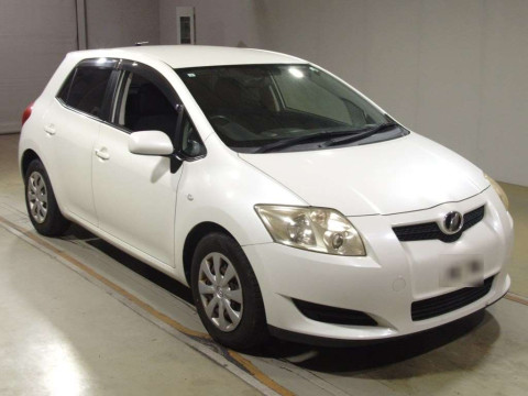 2007 Toyota Auris ZRE152H[2]