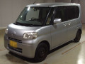 2012 Daihatsu Tanto