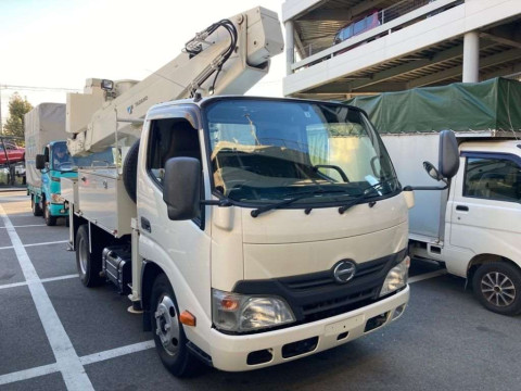 2016 Hino DUTRO XZU600X[2]