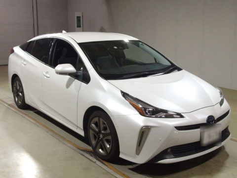 2021 Toyota Prius ZVW51[2]