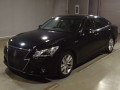 2014 Toyota Crown Hybrid