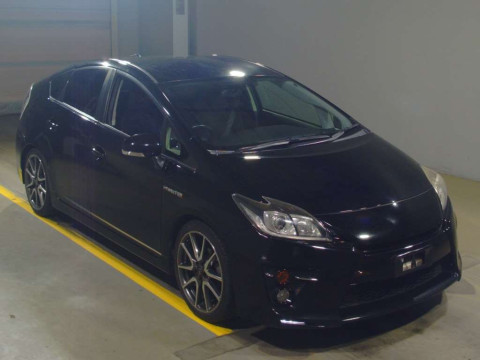 2012 Toyota Prius ZVW30[2]