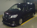 2013 Nissan Serena