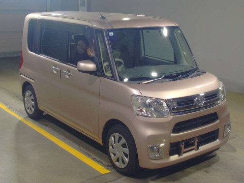 2015 Daihatsu Tanto LA600S[2]