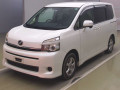 2014 Toyota Voxy